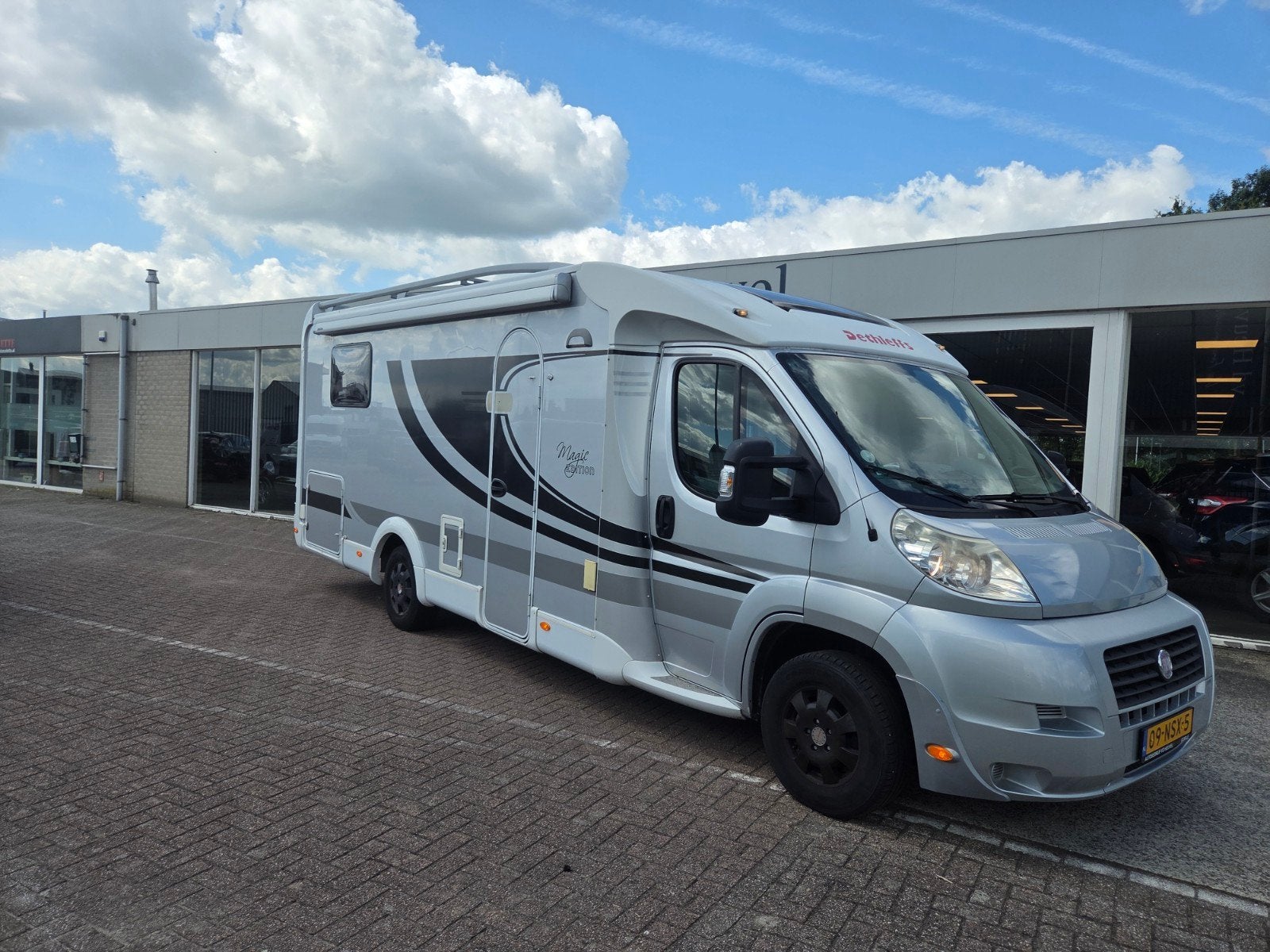 Dethleffs Magic Edtion *Queensbed 150cm* Airco * Rijklaar, Caravans en Kamperen, Ringverwarming, 7 tot 8 meter, Cassettetoilet