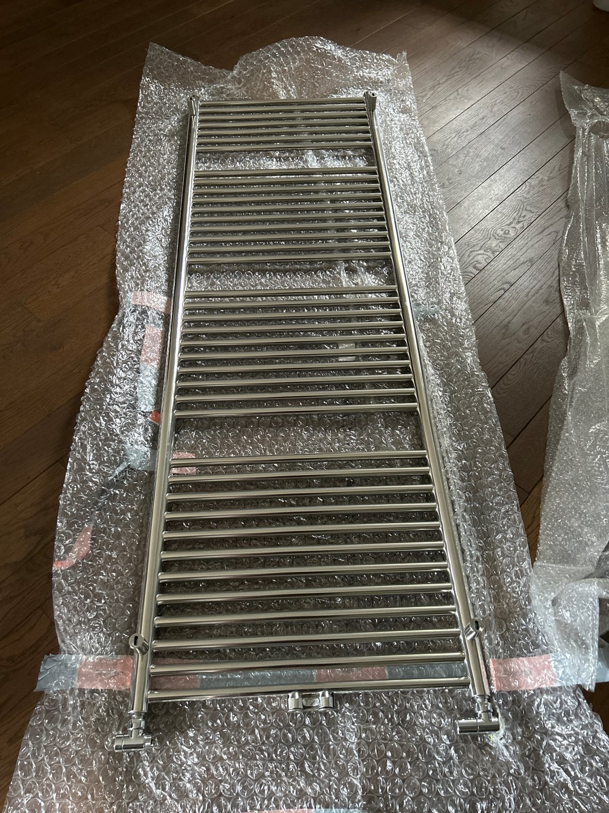 Nieuwe Inox Handdoekradiator 1.80x60 cm, Radiator, Nieuw, Ophalen of Verzenden, 60 tot 150 cm