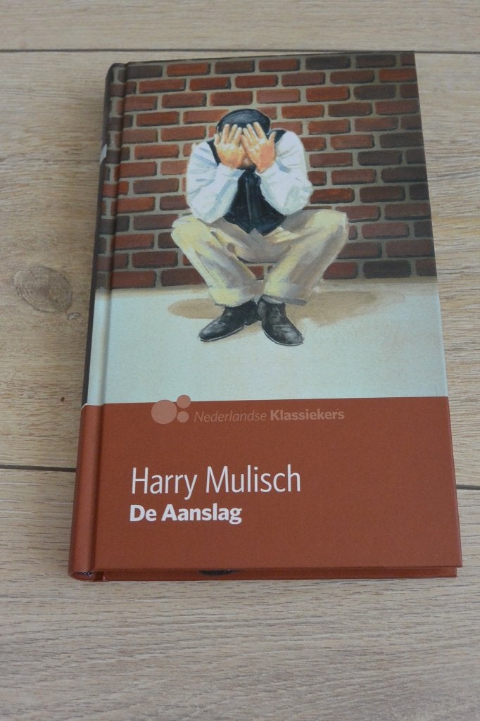 Boek De aanslag - Harry Mulisch, Boeken, Ophalen of Verzenden, Gelezen, Harry Mulisch