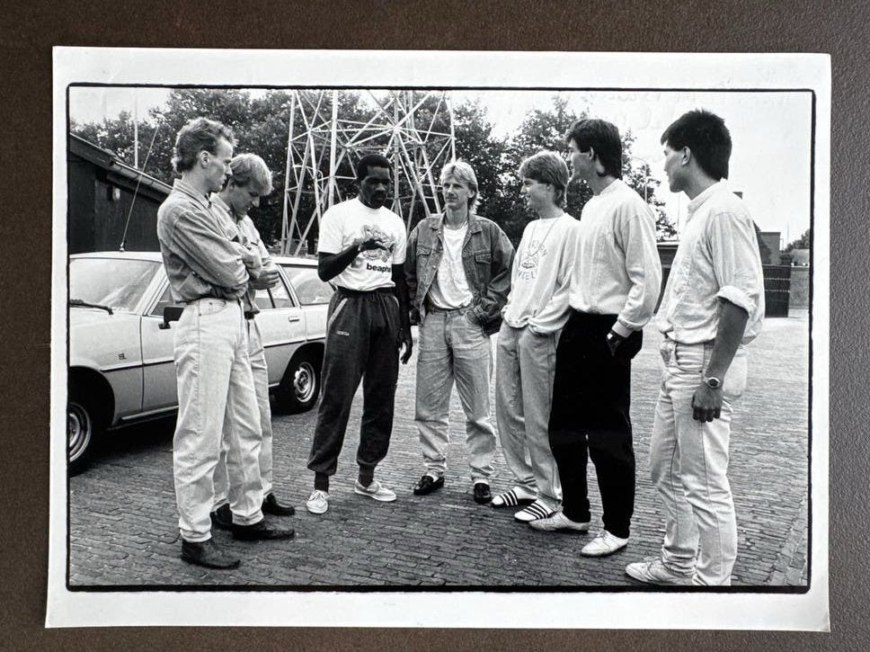 Zwart-wit foto Go Ahead Eagles spelers., 1960 tot 1980, Gebruikt, Foto, Ophalen of Verzenden