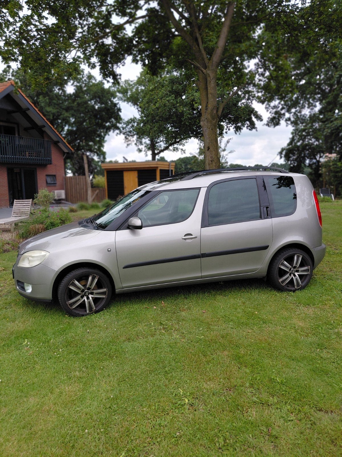 Skoda Roomster 1.4 16V 63KW Scout 2006 + nieuwe APK, Auto's, Skoda, Particulier, Roomster, Benzine, D, MPV, Handgeschakeld, Origineel Nederlands