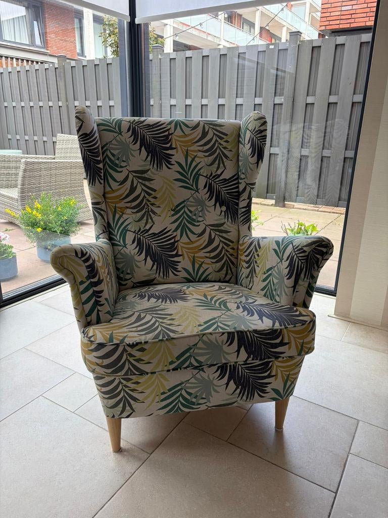 Oorfauteuil met voetenbank, Huis en Inrichting, Fauteuils, Ophalen, Gebruikt, 75 tot 100 cm, Stof