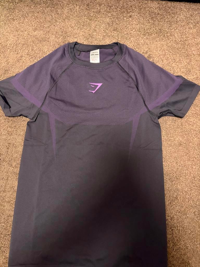Gymshark Onyx V5 T-shirt, Fitness, Maat 48/50 (M), Paars, Nieuw
