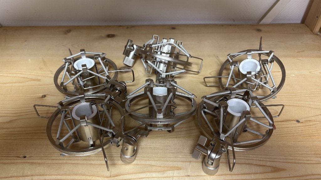 6x Microfoon shockmount (devine SHM-10), Ophalen, Zo goed als nieuw, Studiomicrofoon