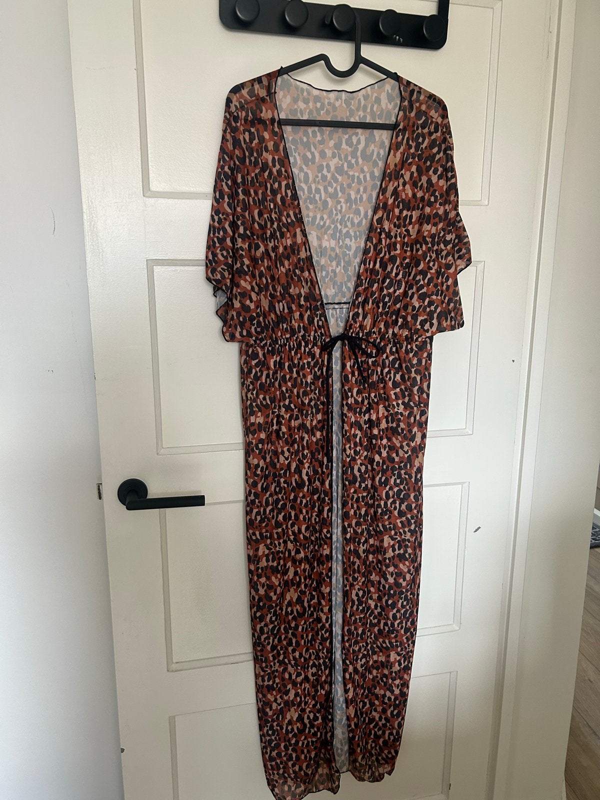 Lange Kimono met Luipaardprint, Kleding | Dames, Maat 38/40 (M), Bruin, Ophalen of Verzenden, Zo goed als nieuw