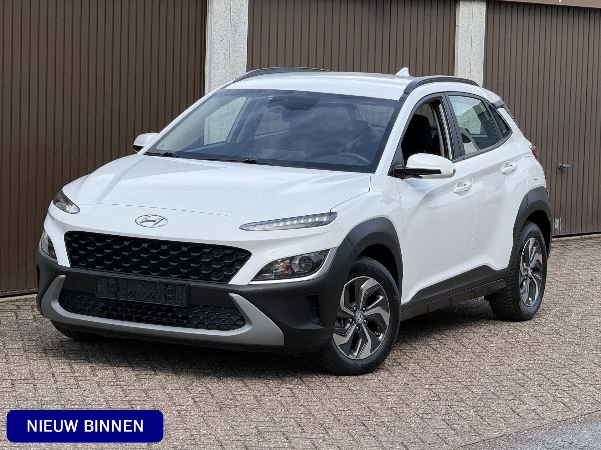 Hyundai KONA 1.6 GDI HEV Comfort (bj 2022, automaat), Auto's, Gebruikt, Wit, Bedrijf, Hybride Elektrisch/Benzine