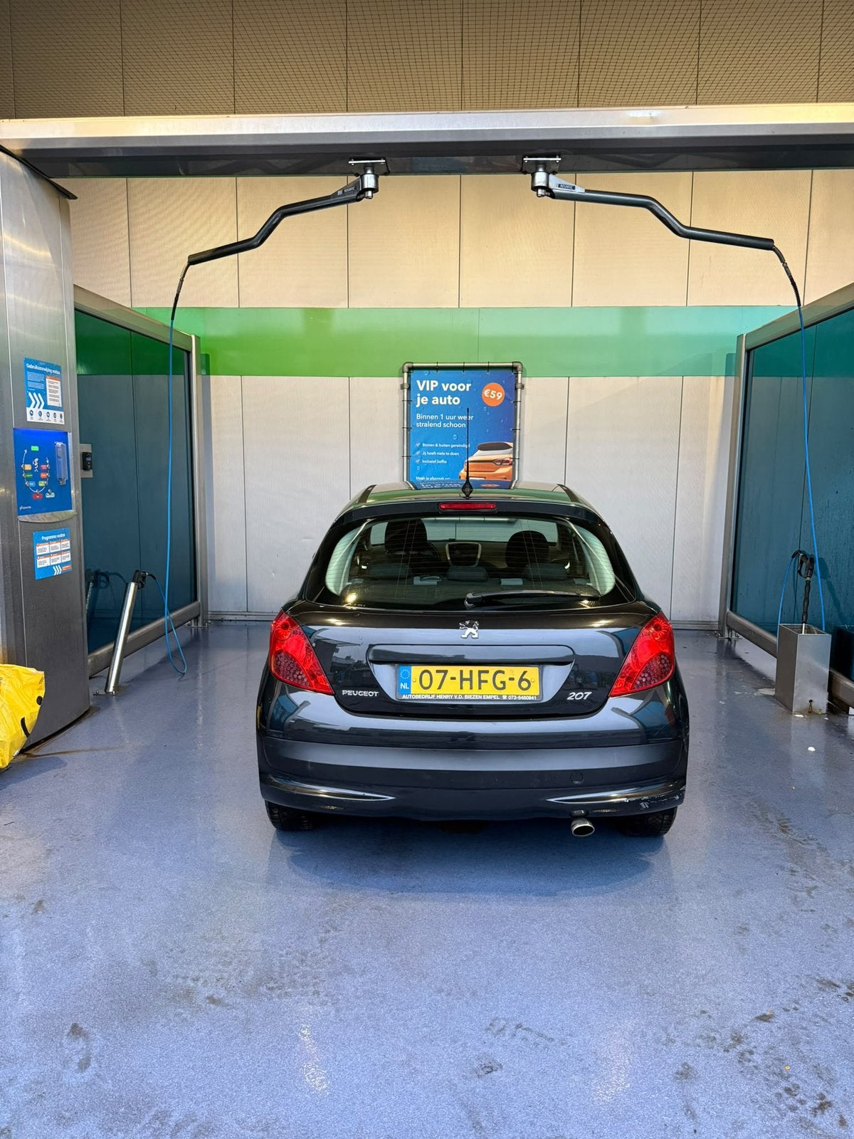 Peugeot 207 1.4 VTI 16V 5DRS 2008 Zwart, Auto's, Voorwielaandrijving, Stof, Airconditioning, 1153 kg