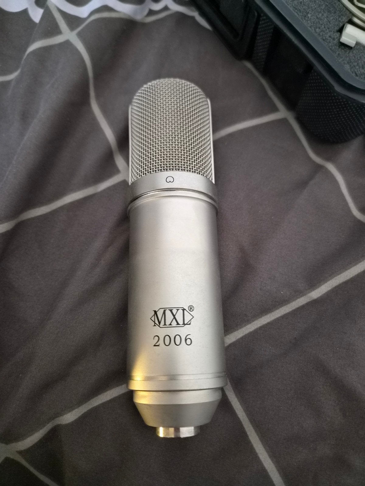 MXL 2006 Studiomicrofoon met standaard en interface, Ophalen of Verzenden, Gebruikt, Studiomicrofoon