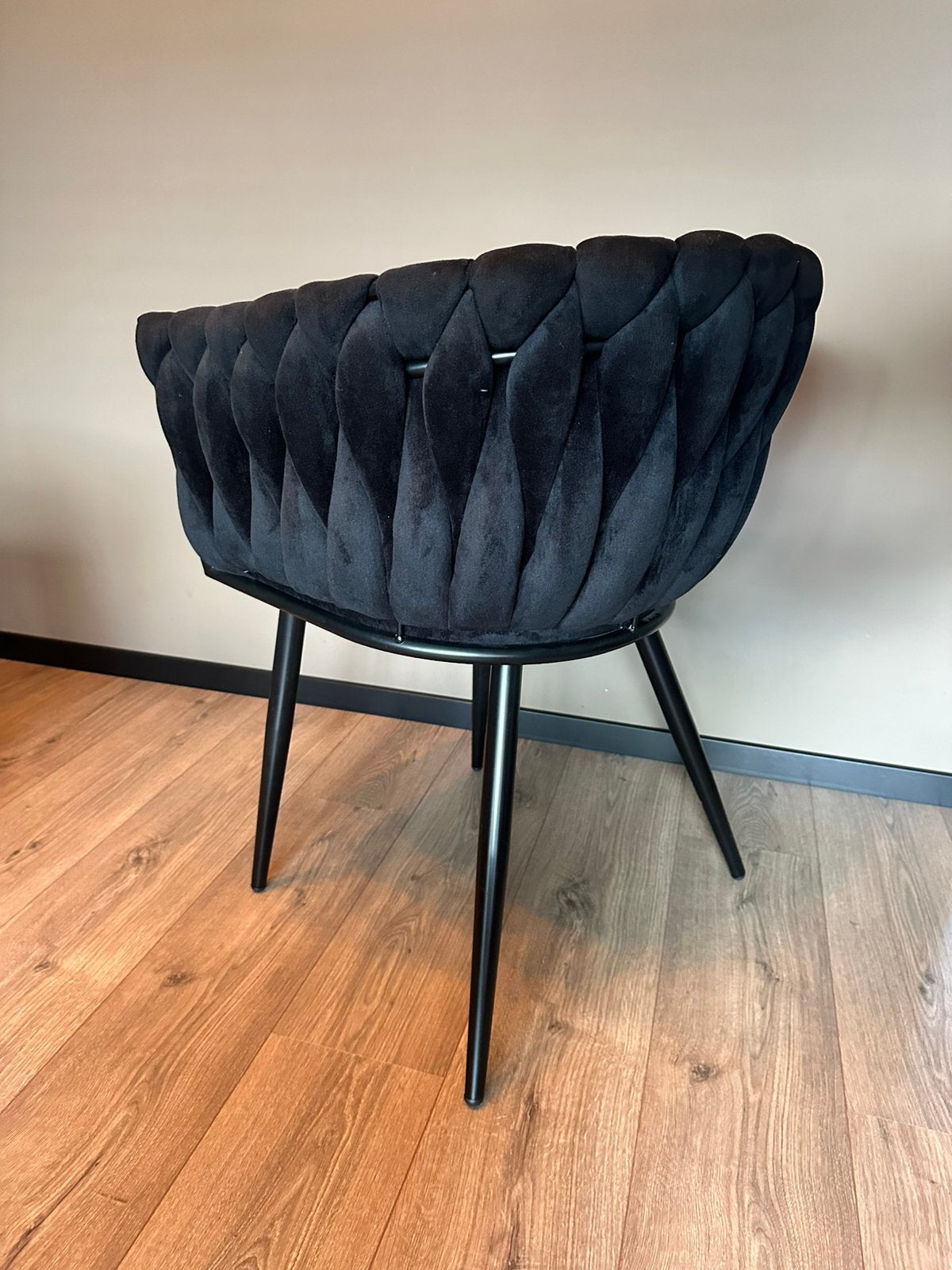 Stoelen gevlochten zwart 4 stuks, Huis en Inrichting, Stoelen, Ophalen, Zo goed als nieuw, Zwart, Vier
