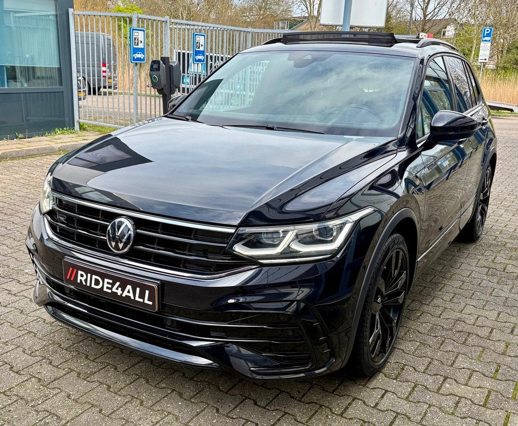 Volkswagen Tiguan 1.5 TSI R-Line/PANO/CARPLAY/HEADUP!, Auto's, Volkswagen, 1441 kg, Euro 6, 4 cilinders, 150 pk
