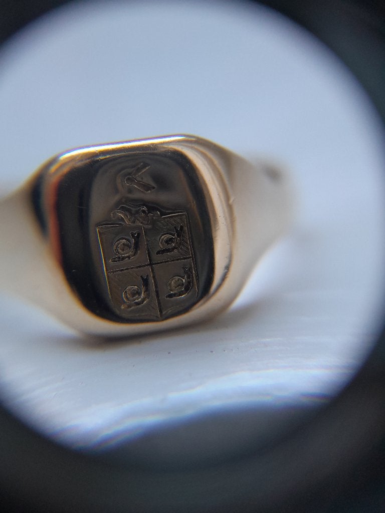Gouden zegelring met familiewapen - 14 karaat, Gebruikt, Verzenden, Kleiner dan 17, Dame