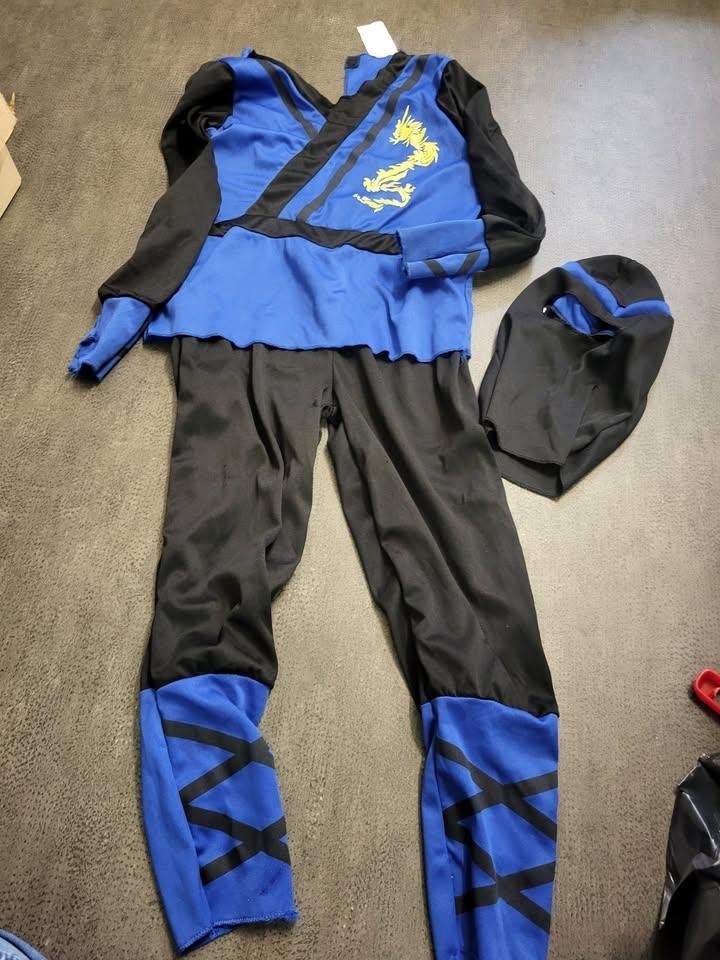 Ninja verkleedpak maat 7-9 jaar met masker/muts, Ophalen, Zo goed als nieuw, Jongen