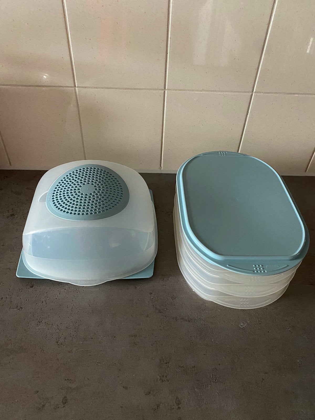 Tupperware Vleeswaren bakjes en een kleine kaasdoos, Huis en Inrichting, Ophalen, Zo goed als nieuw