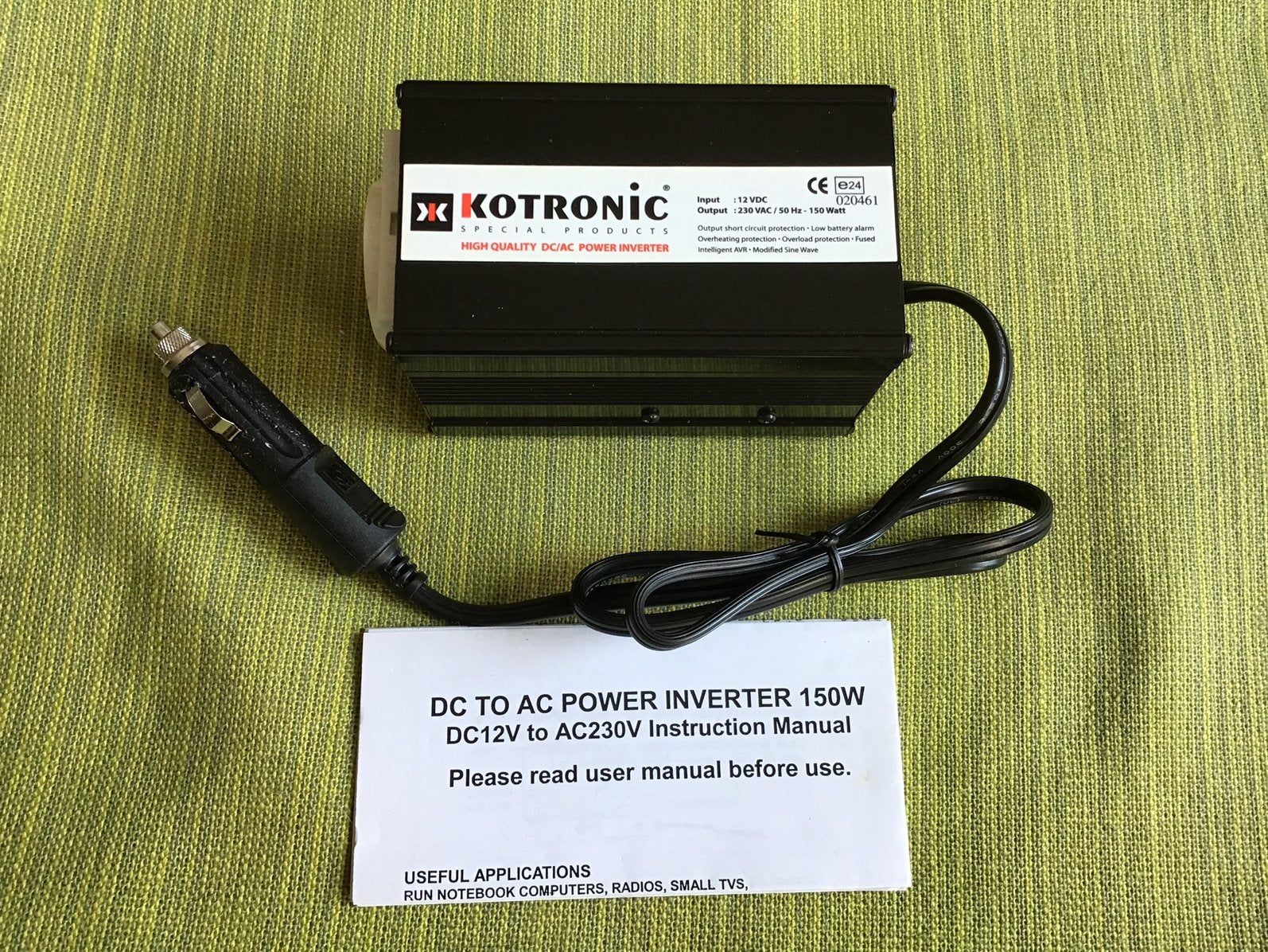 Omvormer van 12 volt  naar 220 volt wisselspanning., Caravans en Kamperen, Camper-accessoires, Ophalen of Verzenden, Nieuw