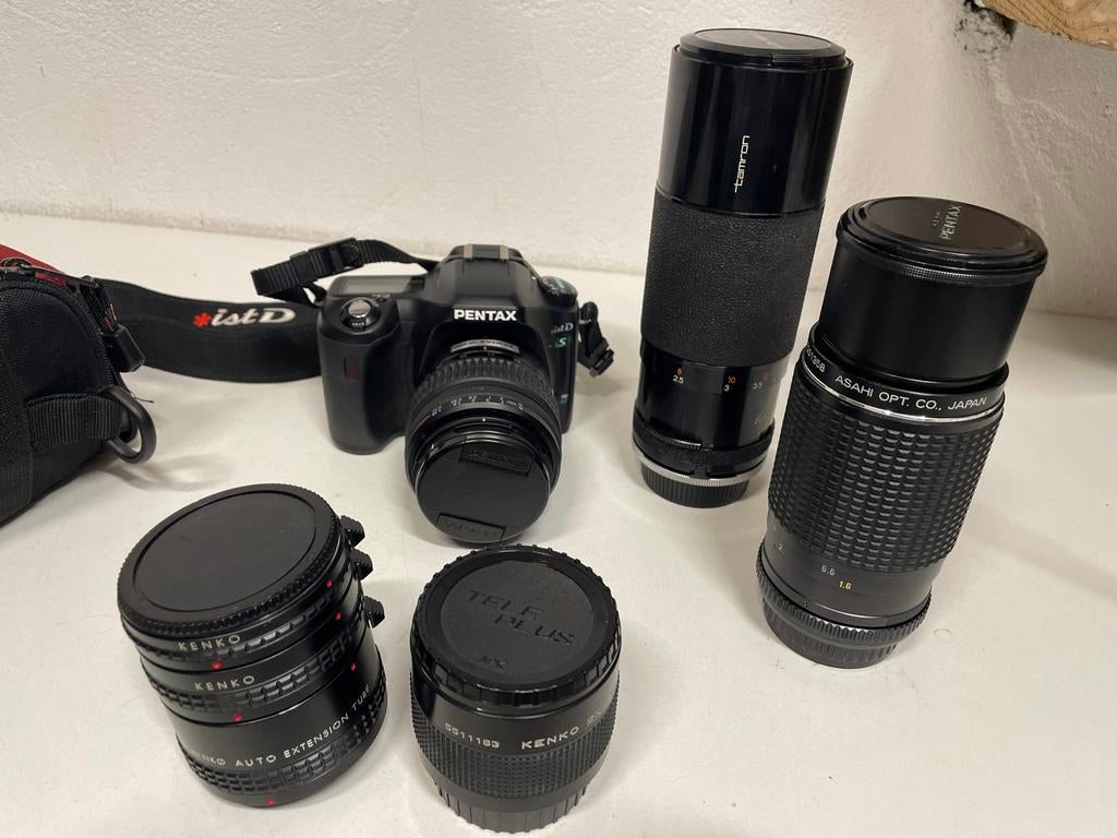 Pentax *ist DL spiegelreflexcamera met 3 lenzen en accessoir, Gebruikt, Spiegelreflex, Ophalen of Verzenden, Pentax