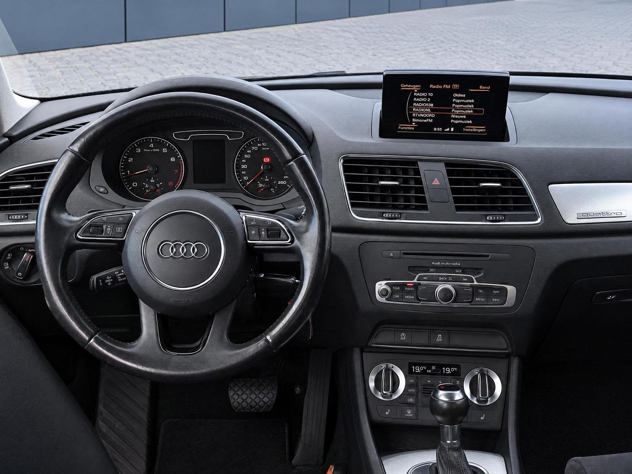 Audi Q3 2.0 TFSI quattro | Incl. 12 Maanden garantie | Cruis, Auto's, Euro 5, Gebruikt, 4 cilinders, Verwarmde buitenspiegels