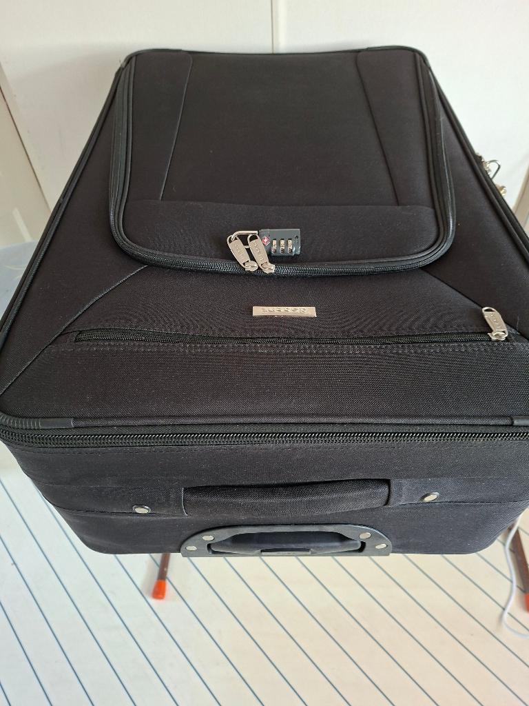 Reiskoffer rolkoffer, Overige materialen, 45 tot 55 cm, Zo goed als nieuw, 70 cm of meer
