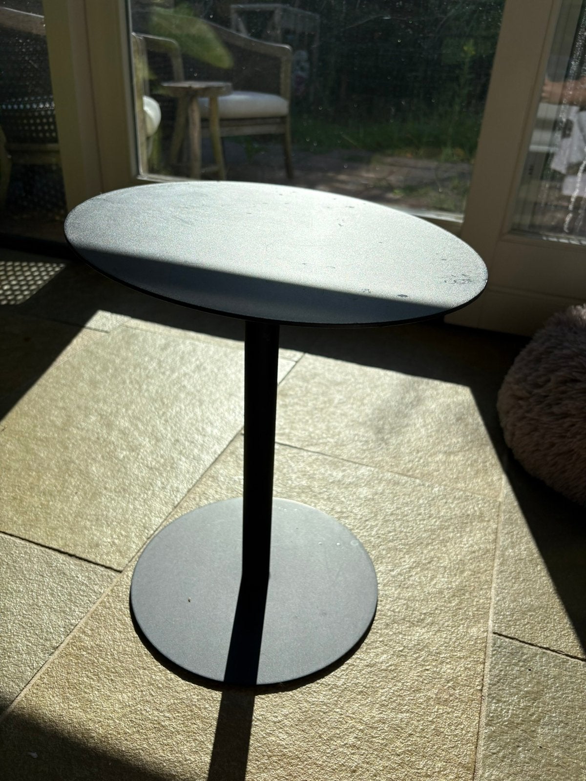Loods 5 ovale metalen bijzettafel zwart, Ophalen, Metaal of Aluminium, Rond, Zo goed als nieuw