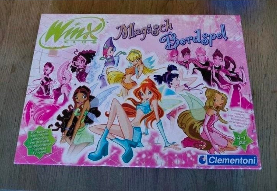 Winx Club Magisch Bordspel., Vijf spelers of meer, Ophalen of Verzenden, Zo goed als nieuw