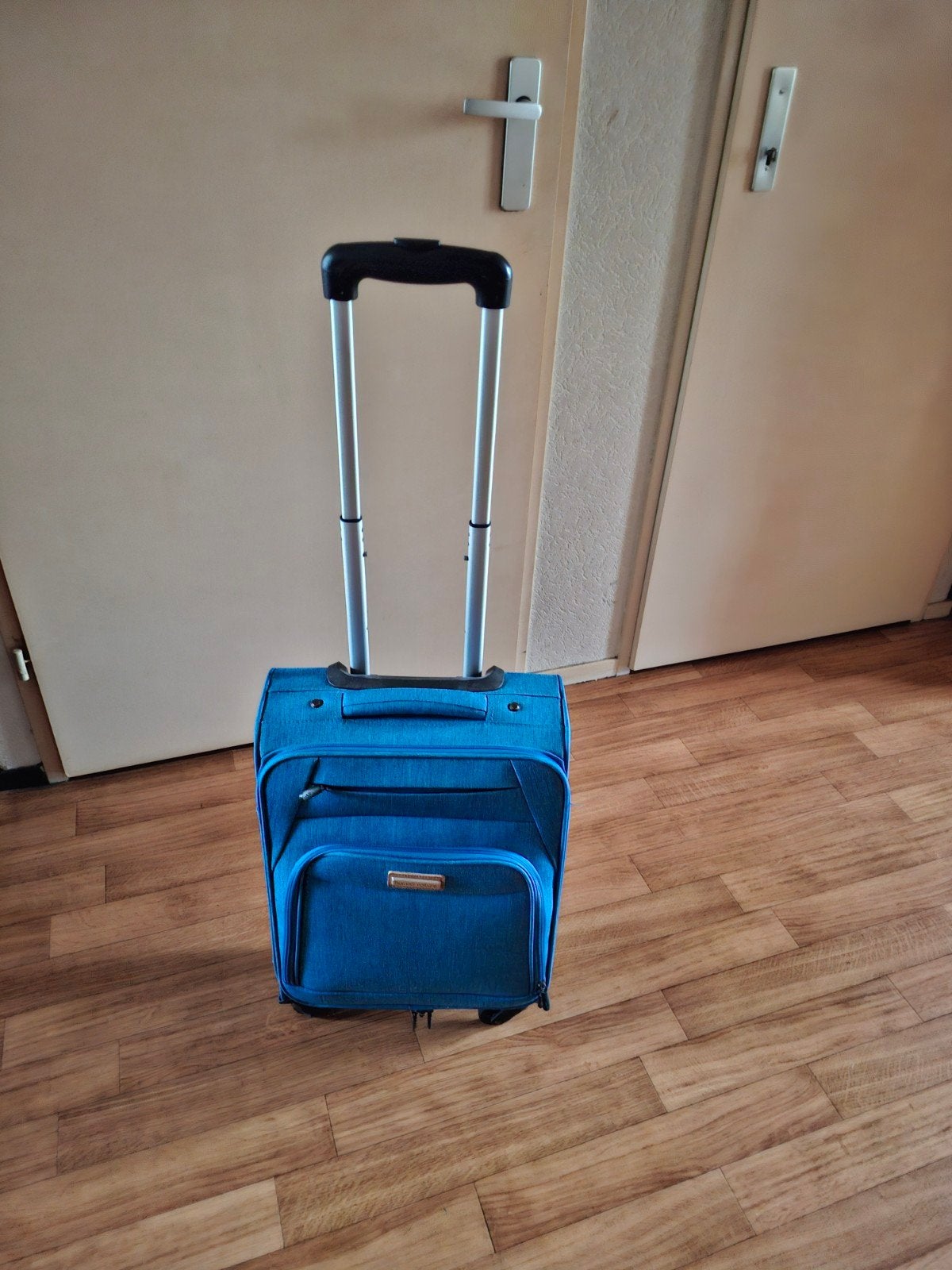Rolkoffer met veel ruimte voor handbagage vliegtuig, Ophalen, Zo goed als nieuw, 40 tot 60 cm, 30 cm of meer