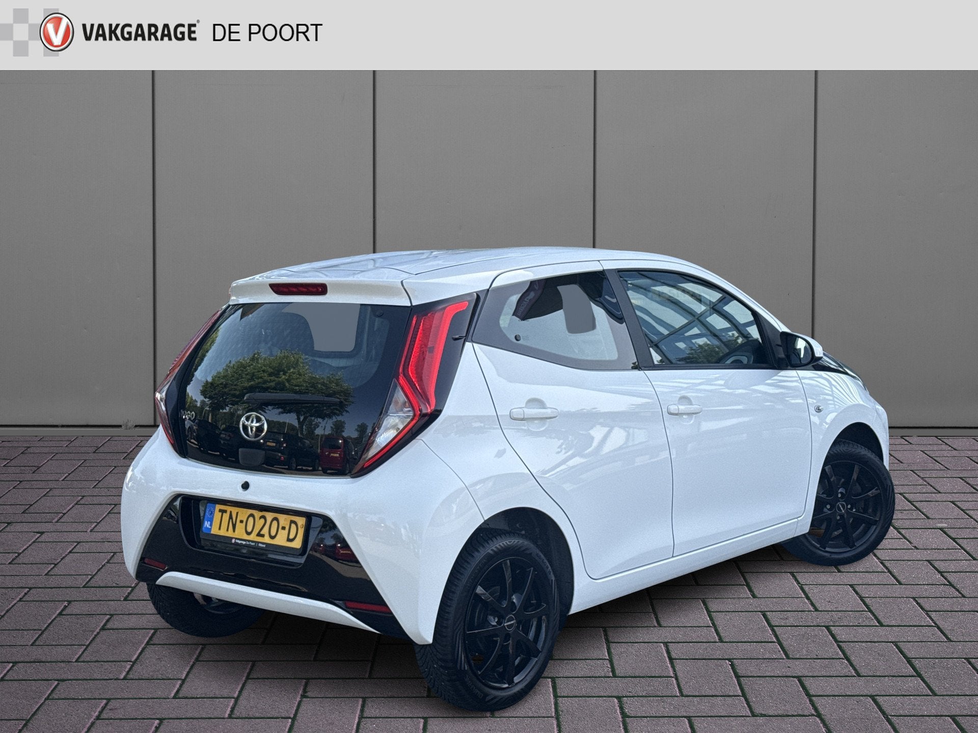 Toyota Aygo 1.0 VVT-i x-play | Cruisec. | Camera | Airco | C, Voorwielaandrijving, Stof, Gebruikt, 4 stoelen
