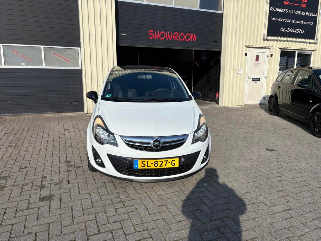 Opel Corsa 1.4 16V Color Edition 2013 , Airco, LM velgen, Auto's, Opel, Voorwielaandrijving, Euro 5, Stof, 40 €/maand