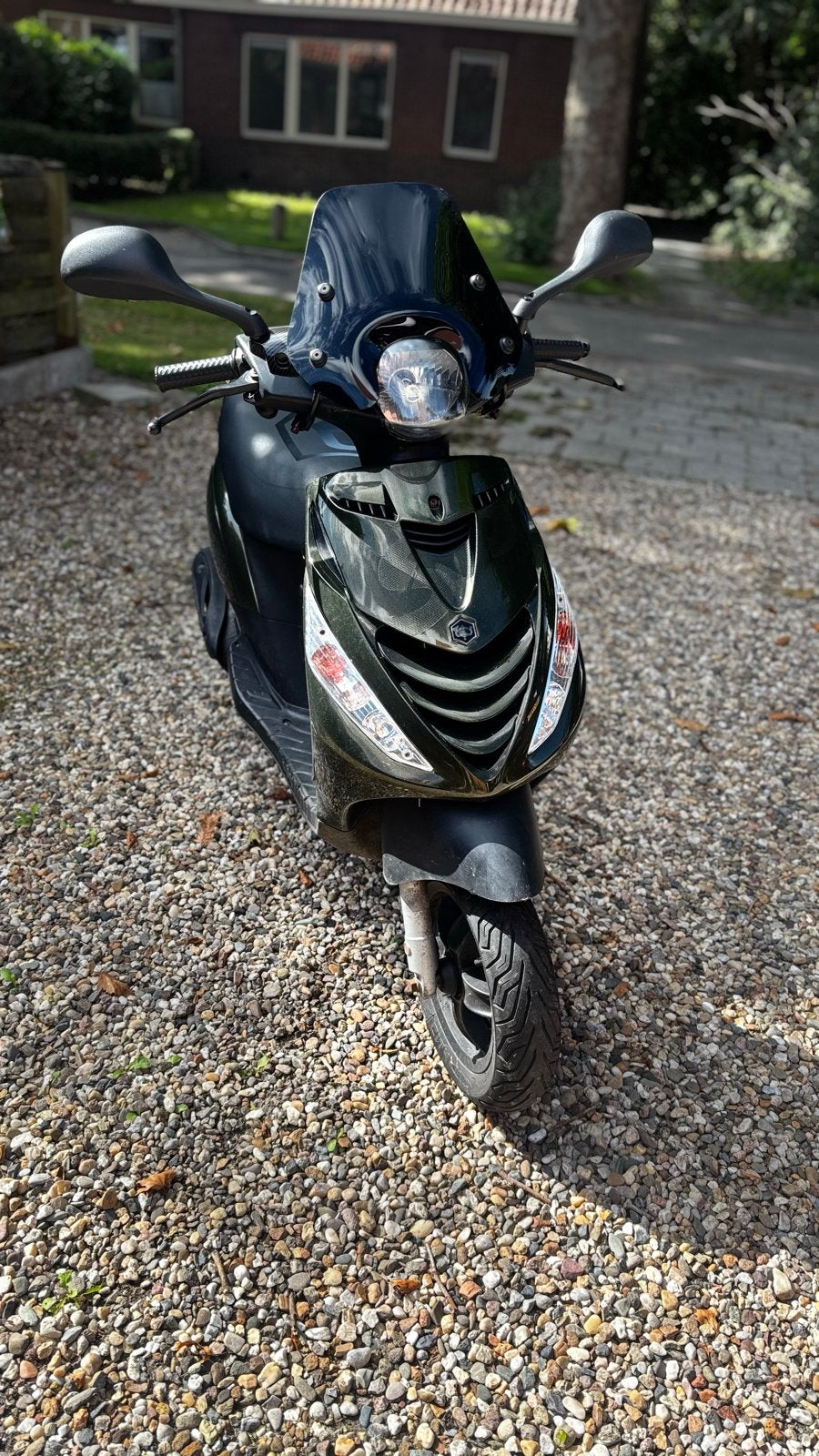 Piaggio Zip Scooter 4 takt (50cc) + helm, Ophalen, Gebruikt, Benzine, Piaggio