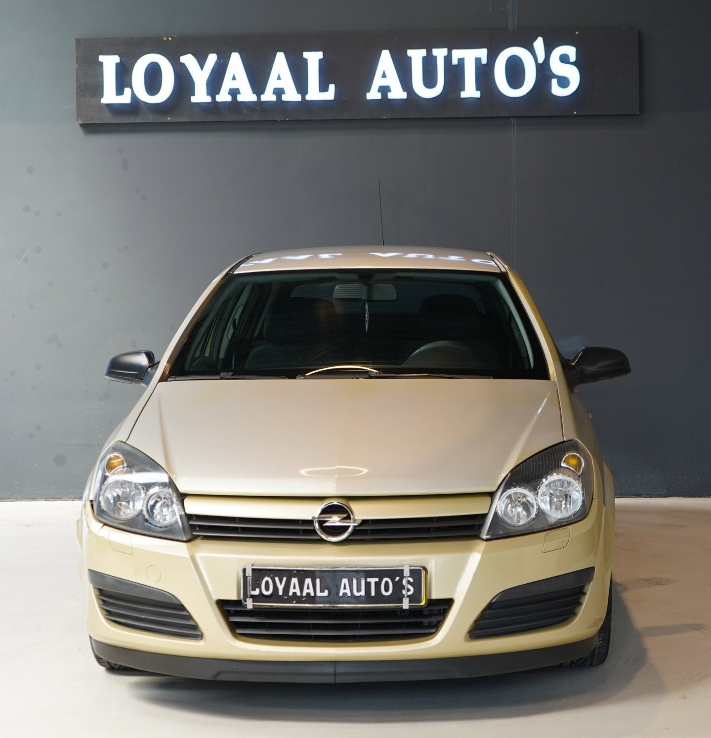Opel Astra 1.6 Essentia | AIRCO | CRUISE | NAVI | EL. RAMEN, 15 km/l, Gebruikt, 4 cilinders, 1165 kg