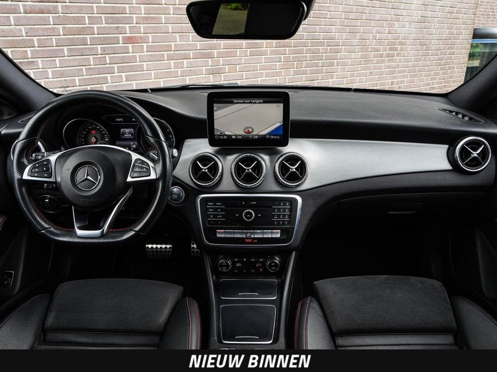 Mercedes-Benz CLA-klasse Shooting Brake 200 d AMG Line Panor, CLA, 136 pk, Gebruikt, 4 cilinders