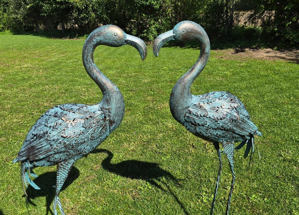 Nieuw metalen flamingo tuinbeeld, Verzenden, Nieuw, Metaal, Dierenbeeld