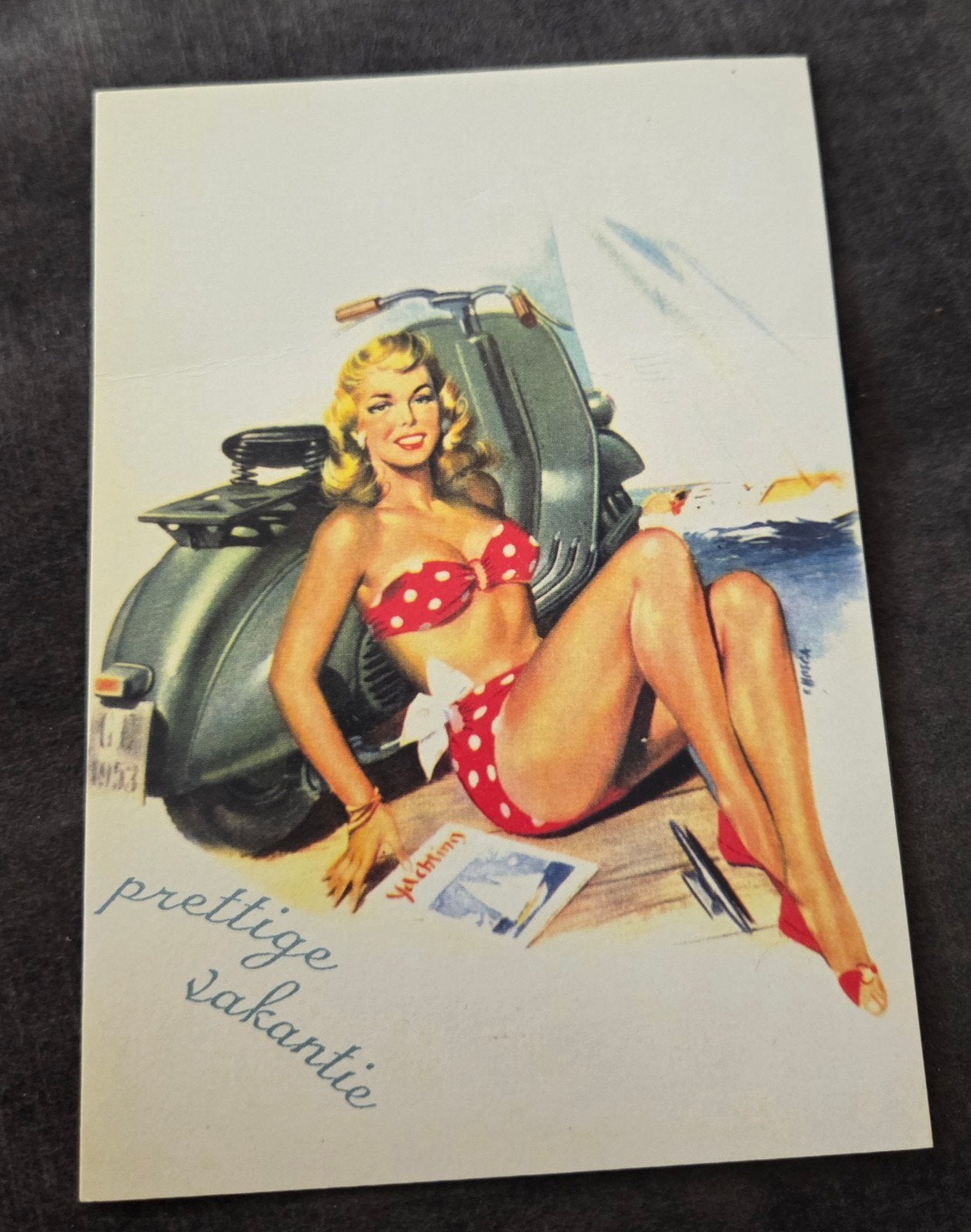 Pin-up op Vespa, Verzenden, 1980 tot heden, Ongelopen, Overige thema's
