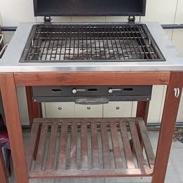 Houtskool/briketten BBQ, Ophalen, Gebruikt, Ikea