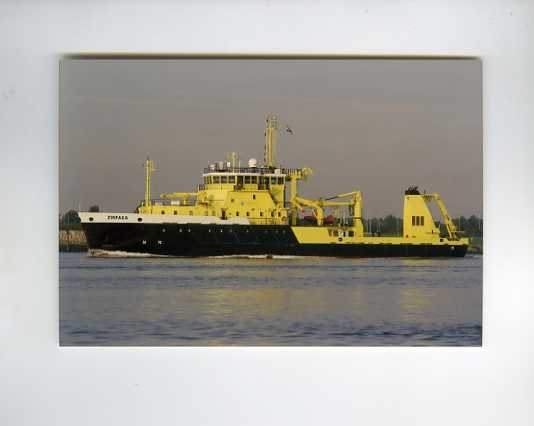 scheepvaart-foto-RIJKSWATERSTAAT-zirfaea, Verzamelen, Ophalen of Verzenden, Zo goed als nieuw, Boek of Tijdschrift