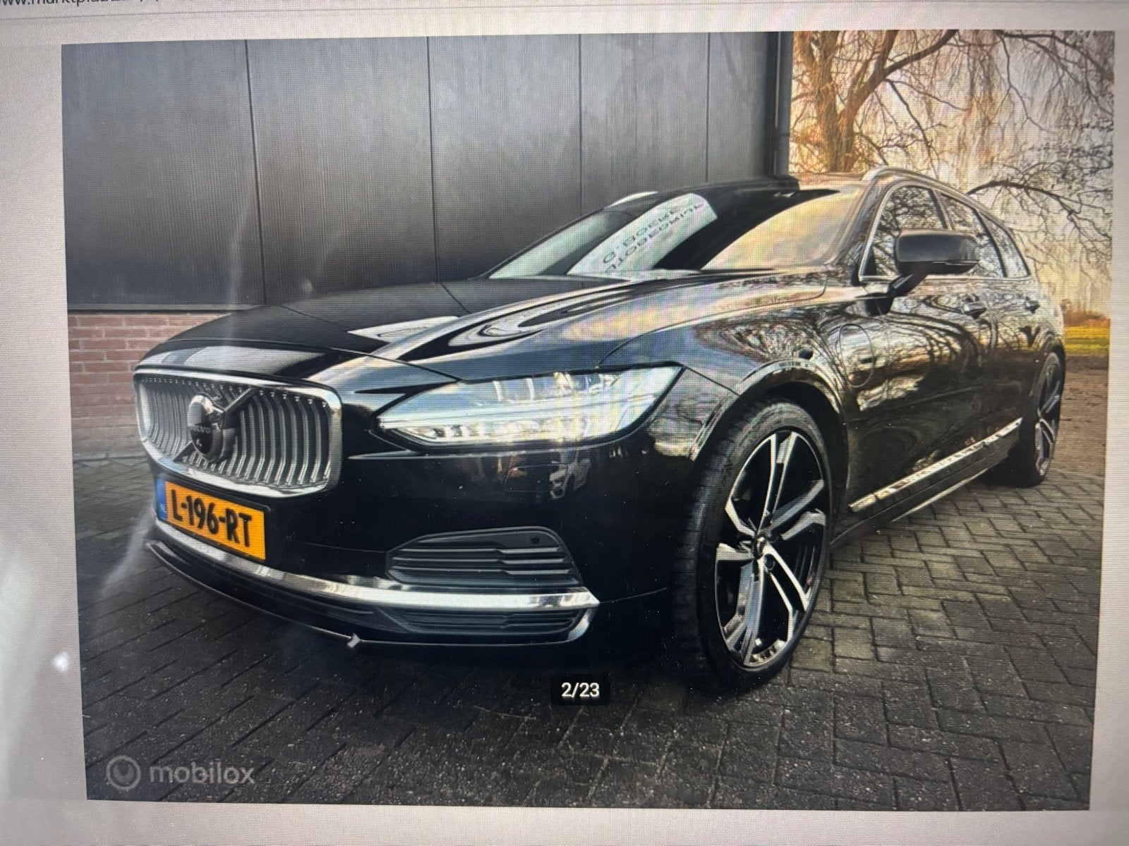 Volvo V90
