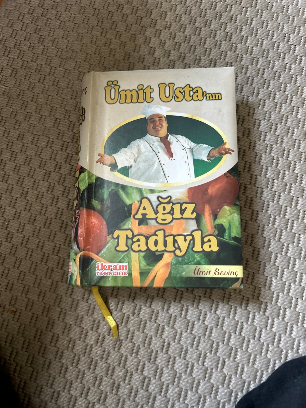 Turks kookboek: Ümit Usta'nın Ağız Tadıyla - Ümit Sevinç, Ophalen of Verzenden, Zo goed als nieuw, Midden-Oosten en Marokko, Voorgerechten en Soepen