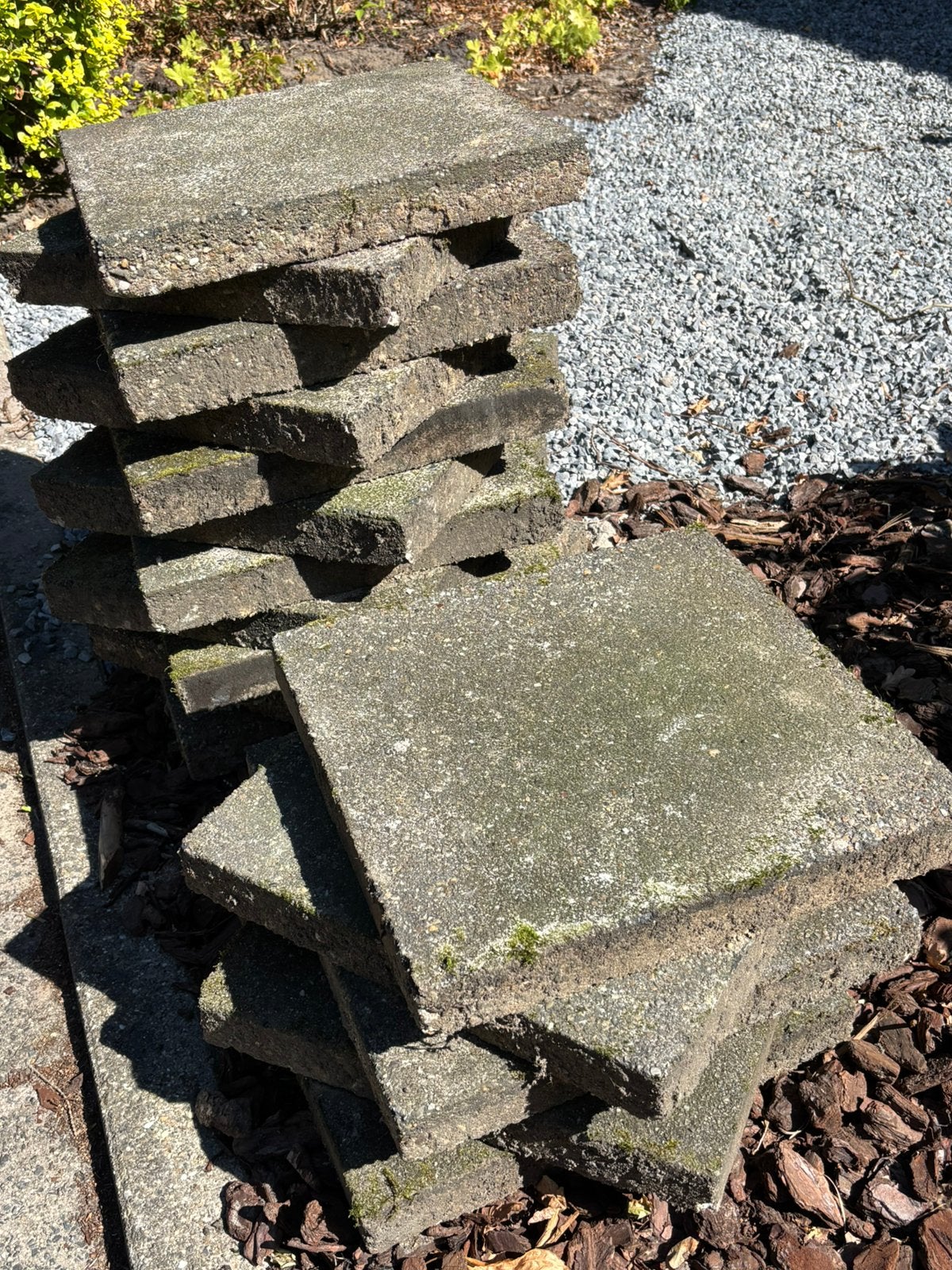 Beton/Stoep tegels - 10 tot 100 stuks - Ophalen voor 21 Aug., Ophalen, Gebruikt, Beton, Terrastegels