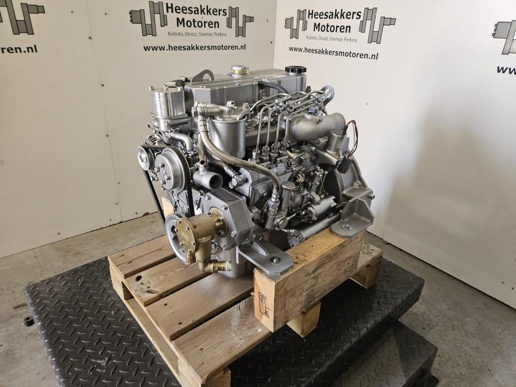 Mitsubishi S4Q 2 marine, Ophalen of Verzenden, Nieuw, Dieselmotor, 1800 rpm of meer