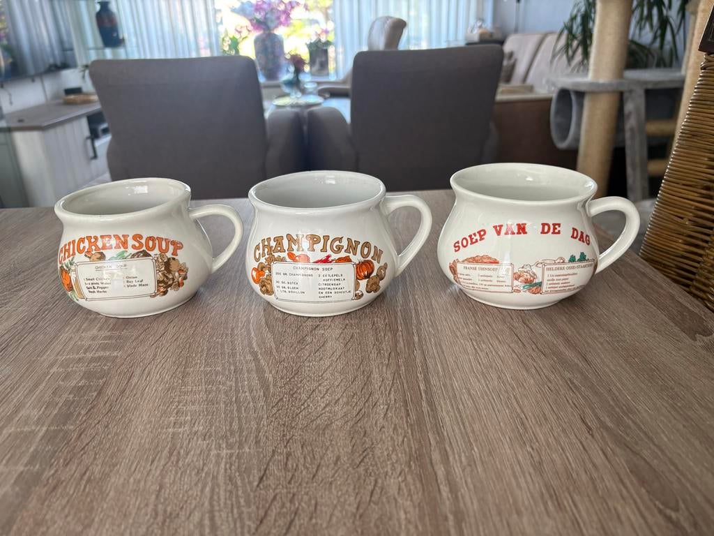 Vintage soepkommen met recepten - Set van 3, Ophalen, Gebruikt, Kom(men), Overige stijlen