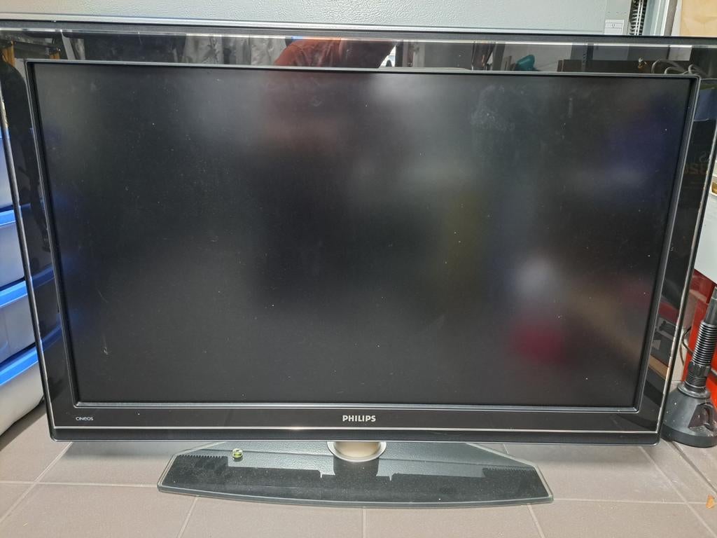 Philips 47 inch Ambilight TV met Surround en DVD speler, Audio, Tv en Foto, Home Cinema-sets, Ophalen, Philips, 70 watt of meer