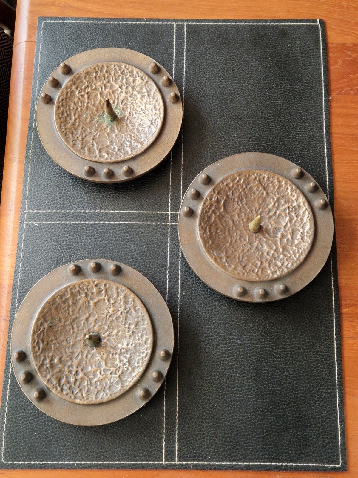 Bronzen kandelaar voor1 Kaars€35,00 per kandelaar. Nr146-177, Antiek en Kunst, Antiek | Koper en Brons, Ophalen of Verzenden, Brons