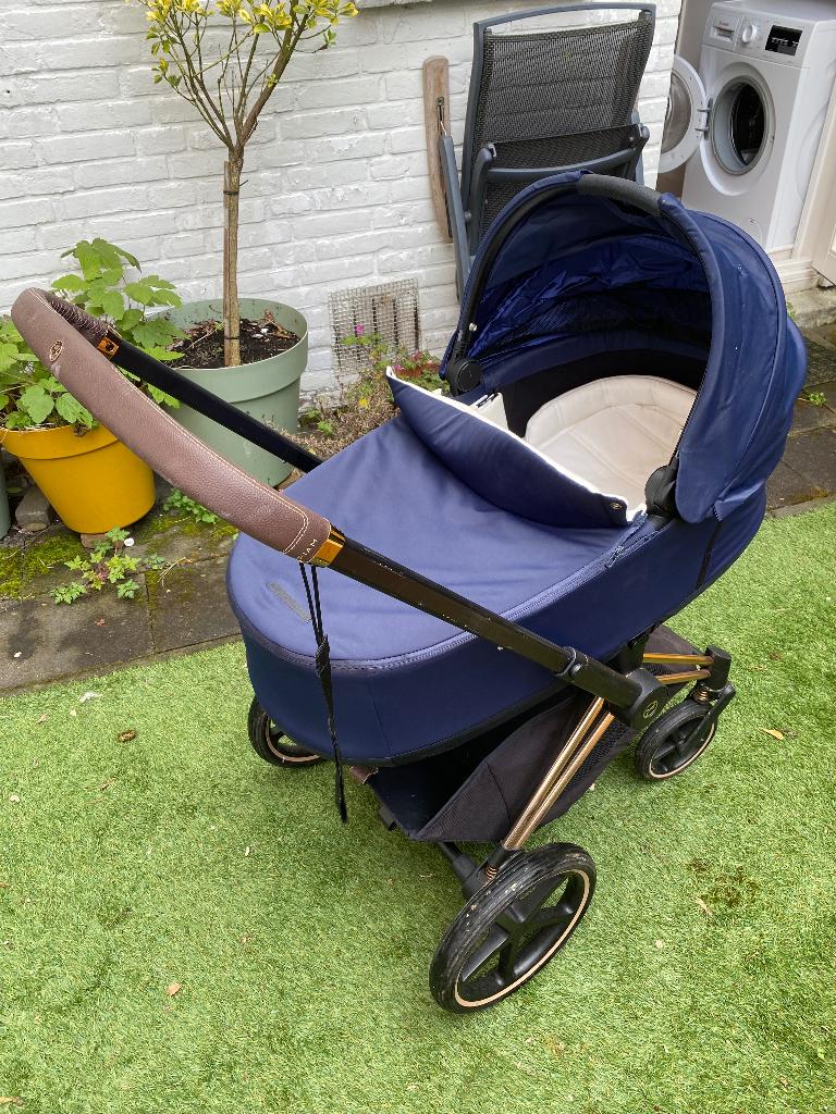 Cybex priam complete set, Kinderen en Baby's, Kinderwagens en Combinaties, Gebruikt, Verstelbare duwstang, Ophalen, Kinderwagen