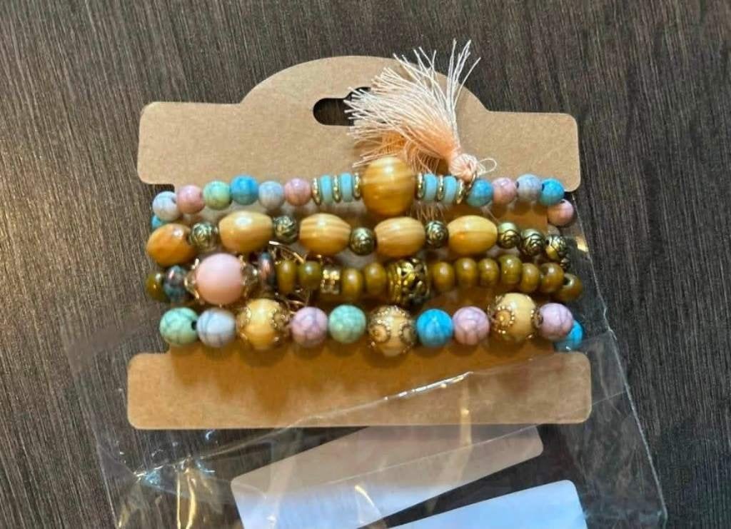 Ibiza armbandjes, Sieraden, Tassen en Uiterlijk, Ophalen of Verzenden, Nieuw, Overige materialen, Met bedels of kralen