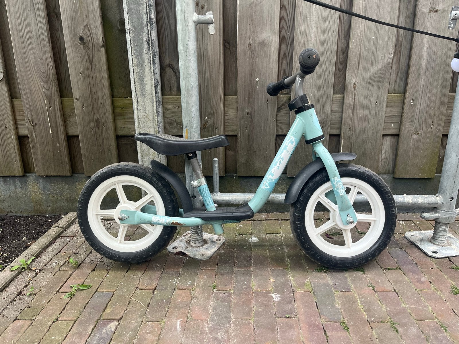 loopfiets, lichtblauw, Fietsen en Brommers, Fietsen | Kinderfietsjes, Ophalen, Gebruikt, 16 tot 20 inch