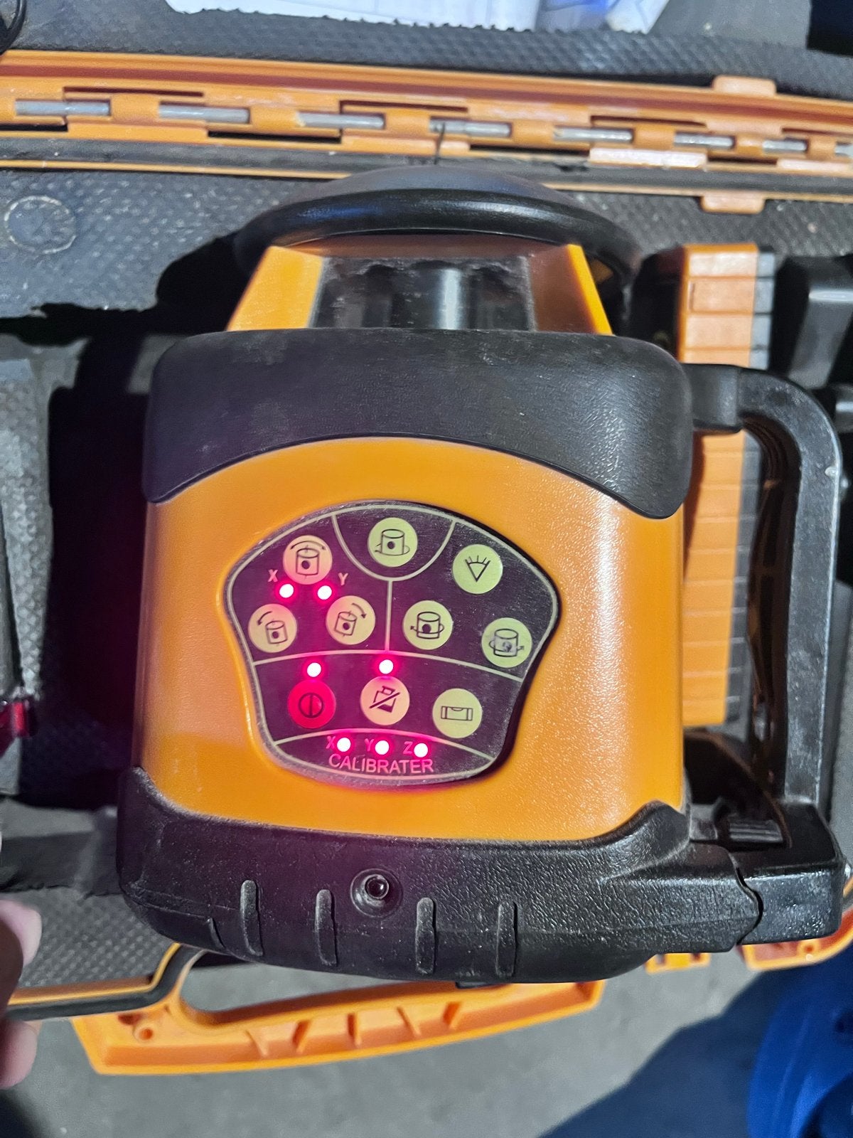 FL250VA-N Roterende Laser met Koffer en Accessoires, Ophalen of Verzenden, Gebruikt, Afstand