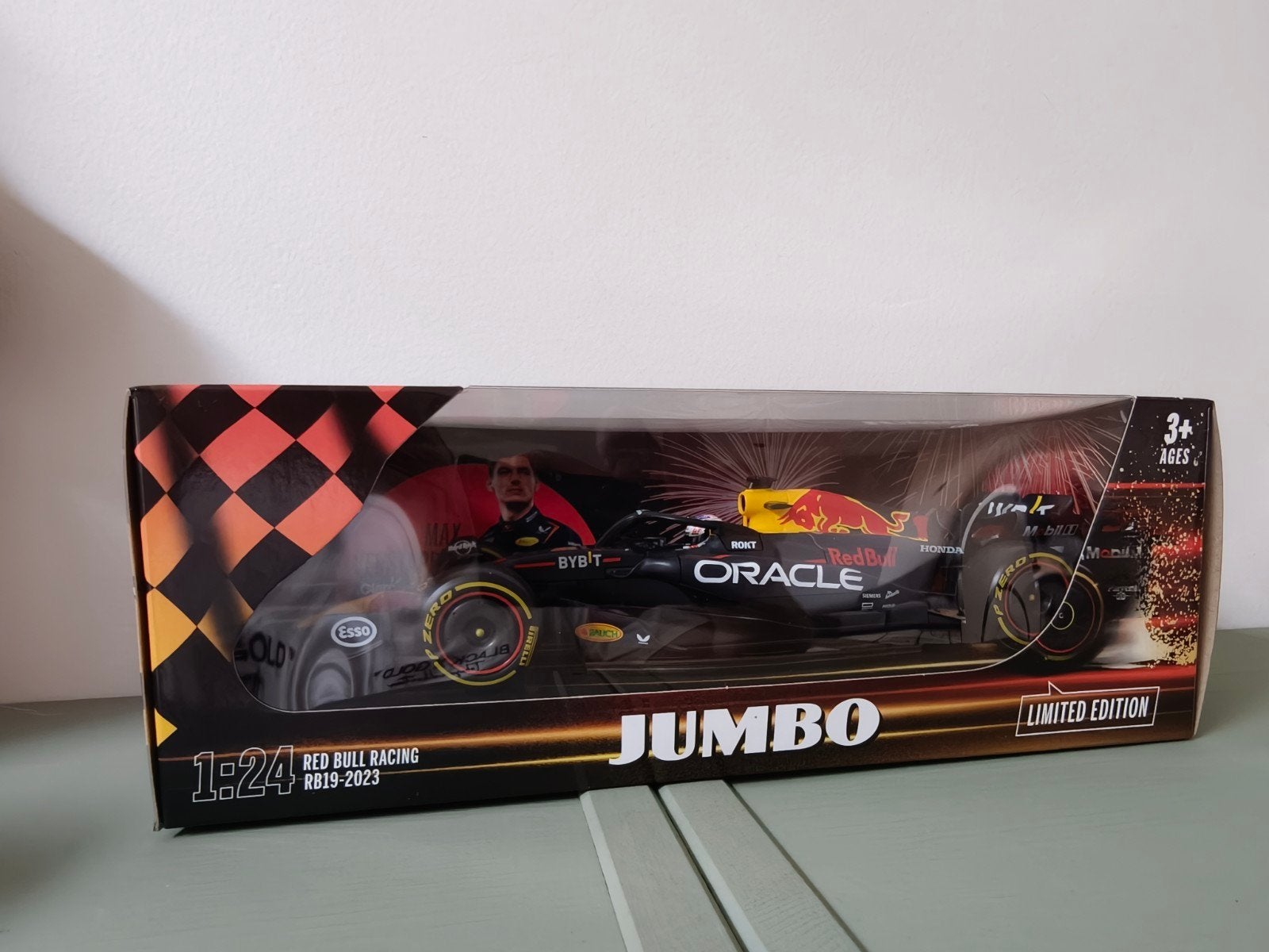 Red Bull Racing RB19-2023 Max Verstappen 1:24 Bburago Jumbo, Ophalen of Verzenden, Nieuw