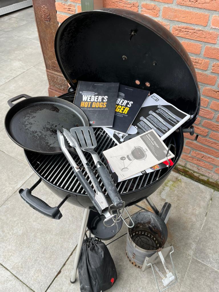 Weber Master-Touch GBS 57 cm met Veel accessoires, Tuin en Terras, Houtskoolbarbecues, Zo goed als nieuw, Met accessoires, Ophalen