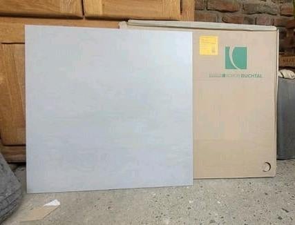 19 stuks vloertegels 60x60cm lichtgrijs (6,84 m2), Ophalen, 60 cm of meer, Nieuw, Vloertegels