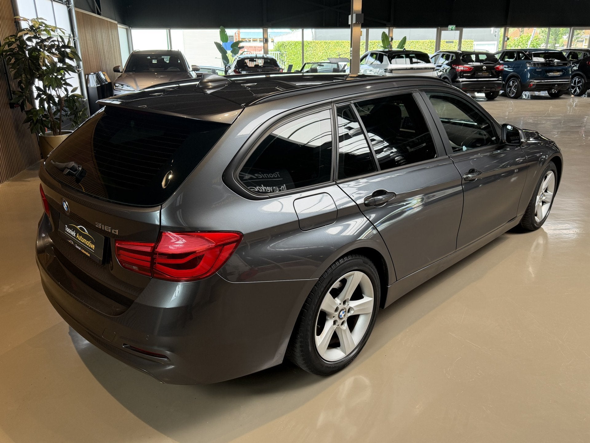 BMW 3 Serie Touring 316d Centennial High Executive cruise/cl, Auto's, 745 kg, 4 cilinders, Met garantie (alle), 116 pk