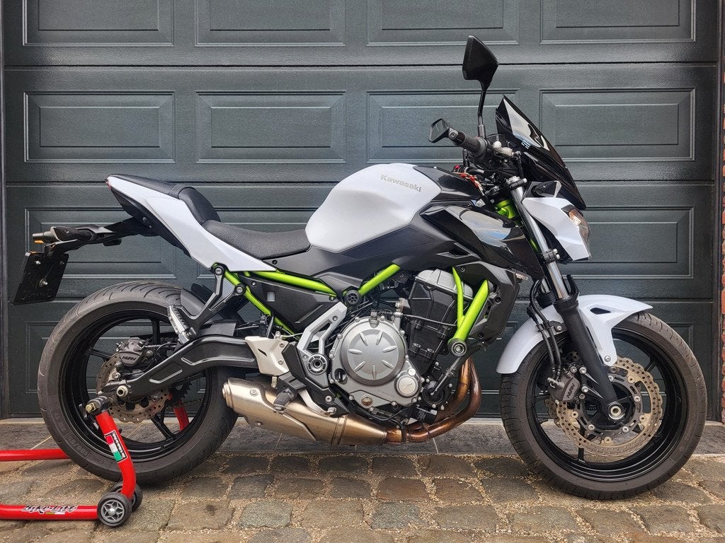 Kawasaki Z650 Z 650 ABS Zeer Netjes (bj 2017), Motoren, Motoren | Kawasaki, 649 cc, Bedrijf, Meer dan 35 kW, Overig