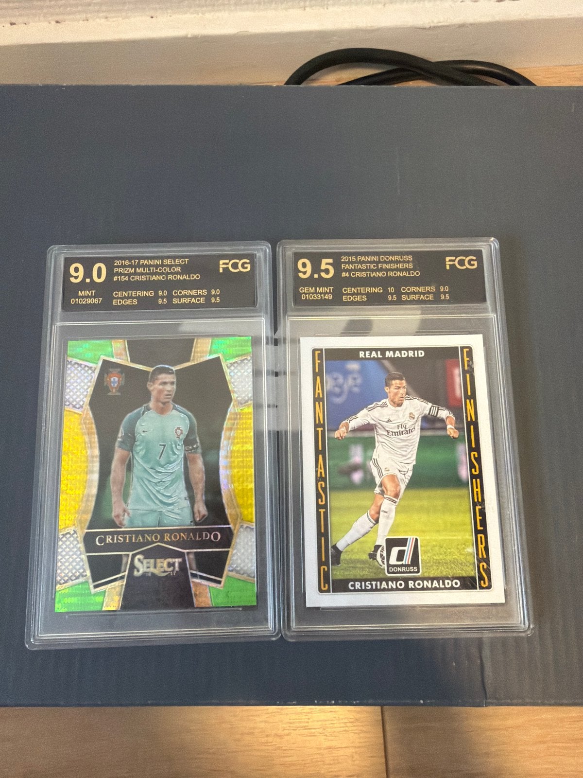 Cristiano Ronaldo FCG Graded Voetbalkaarten (2 stuks), Verzamelen, Ophalen of Verzenden, Zo goed als nieuw, Buitenlandse clubs
